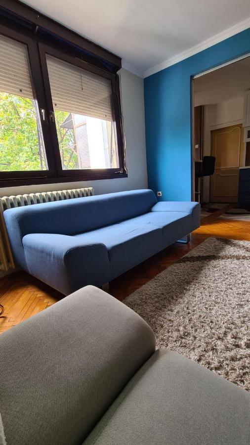 Kingston Apartment Pirot Luaran gambar