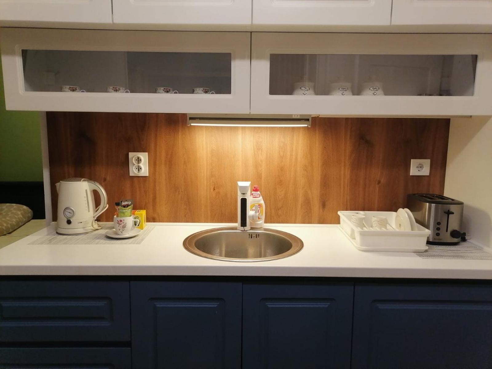 Kingston Apartment Pirot Luaran gambar
